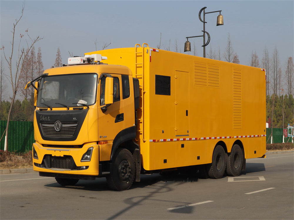 Dongfeng Tianlong Rear Double Axle Power Vehicle