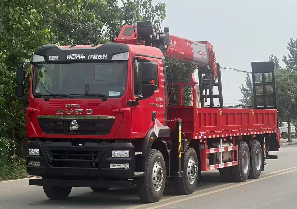 HOWO 8×4 Weichai 350HP - Changxing 14 Ton 5-Section truck mounted crane with Ladder - SHENBAI Auto