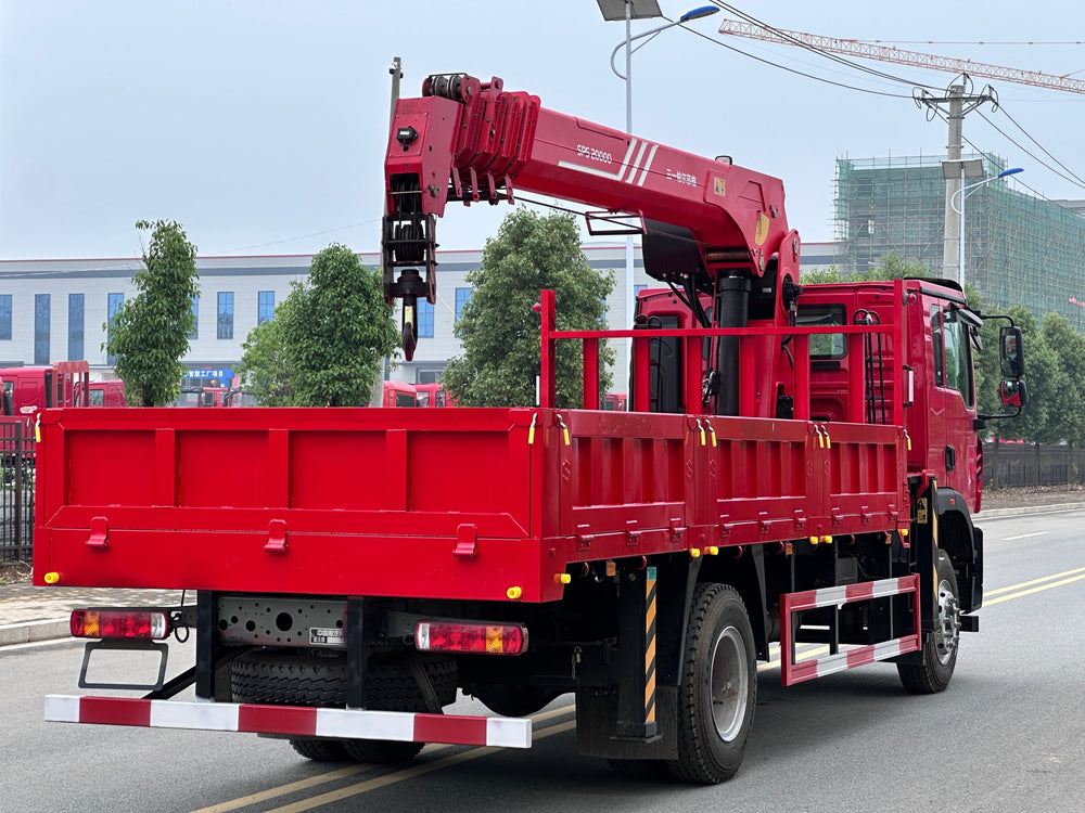 HOWO 4×2 Palfinger 8T 5Section Telescopic Boom Crane