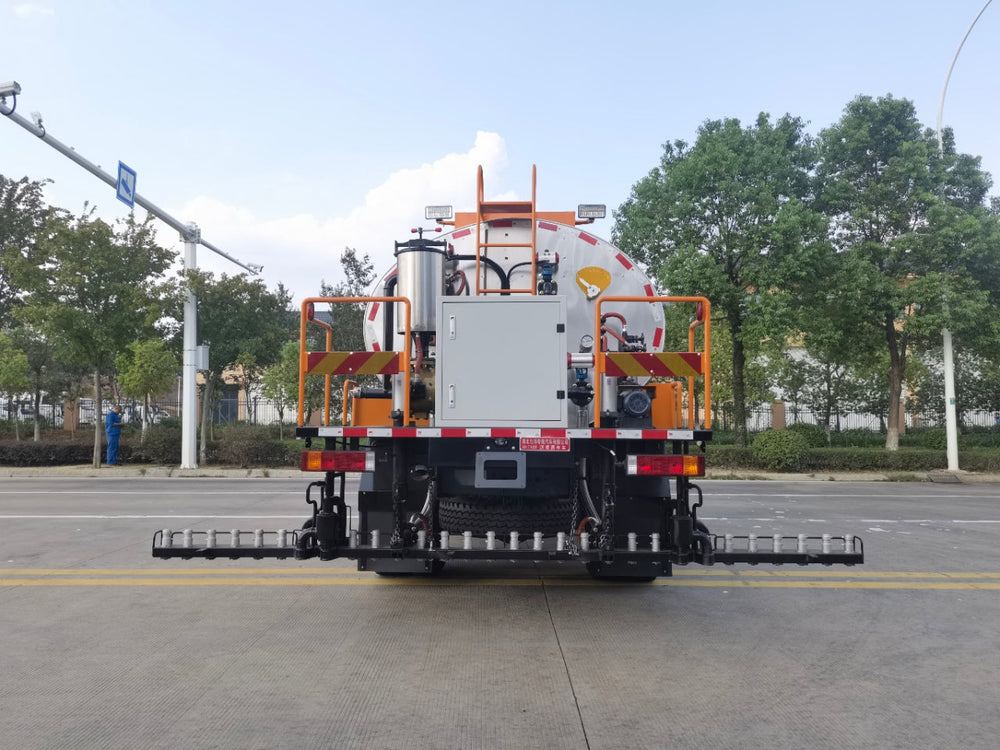 SHACMAN 10T Asphalt Distributor Truck
