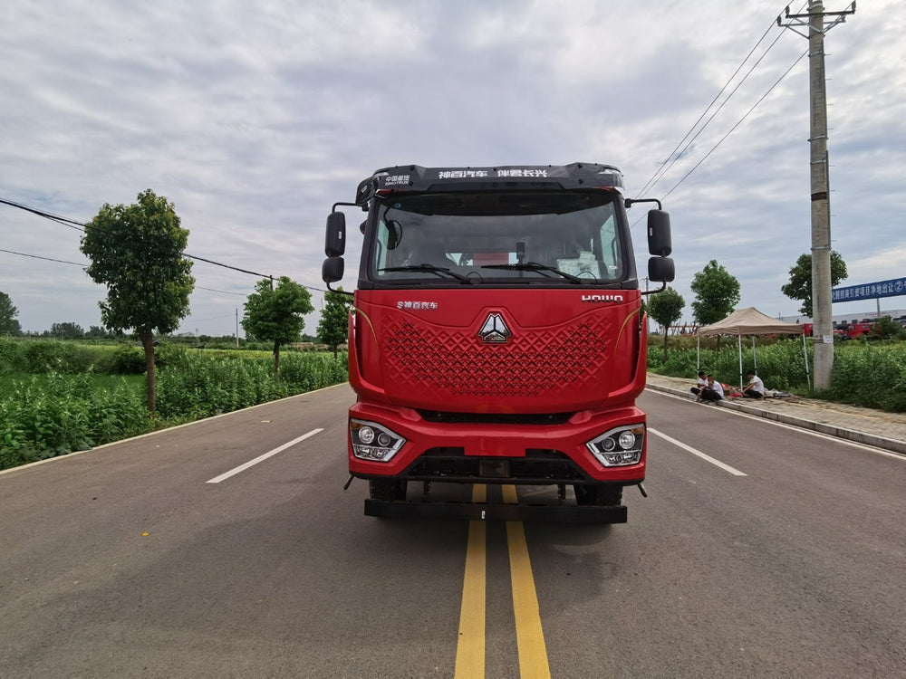 HOWO 6*4 12T 5Section Telescopic Boom Crane - View 2 - SHENBAI Auto