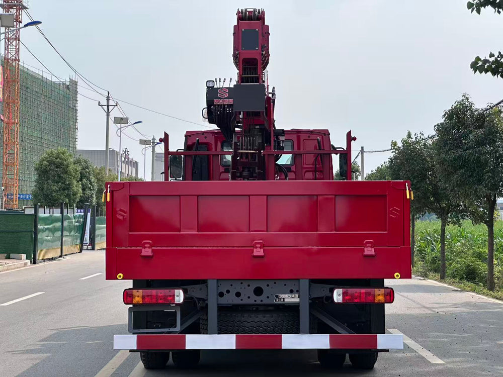 New HOWO TX Single-Bridge Crane Truck | Weichai 270HP | Changxing 8T 5-Section Boom - View 5 - SHENBAI Auto