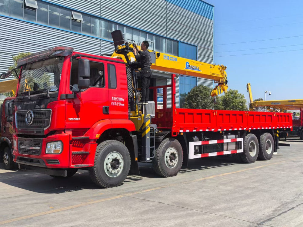 SHACMAN 8×4 Telescopic Boom Crane