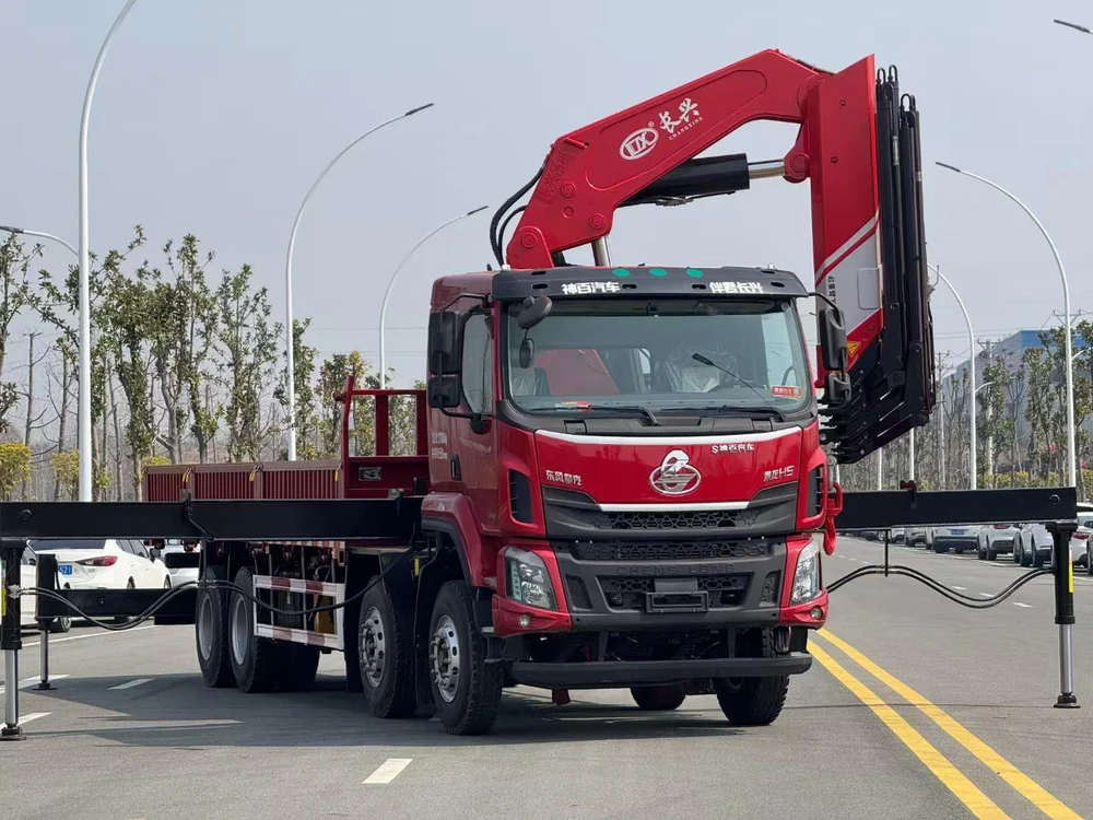 Liuzhou Motor changxing 8×4 25-ton 7-section folding boom truck crane Liuzhou Motor changxing 8×4 25-ton 7-section folding boom truck crane - View 4 - SHENBAI Auto