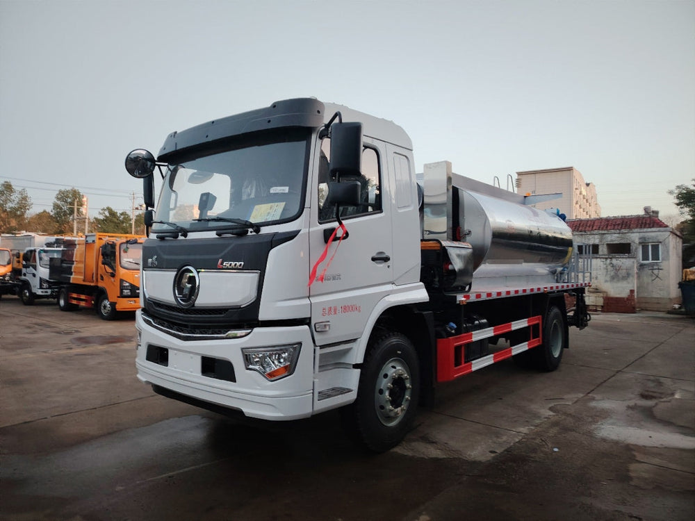 SHACMAN 9.5m³ 240HP Asphalt Distributor Truck