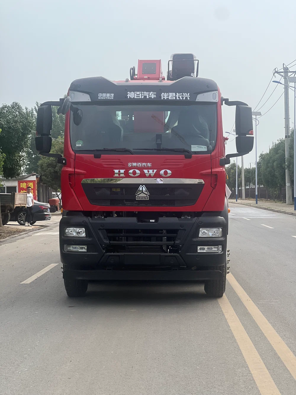 HOWO 8×4 Weichai 350HP - Changxing 14 Ton 5-Section truck mounted crane with Ladder - View 5 - SHENBAI Auto